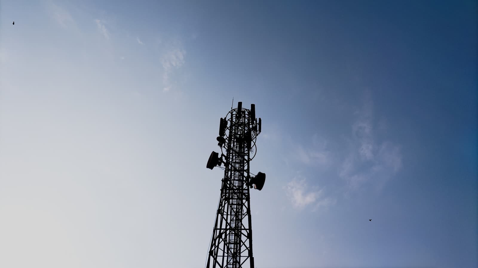 AT&T, T-Mobile, Verizon Unite to Eliminate Mobile Coverage Dead Zones