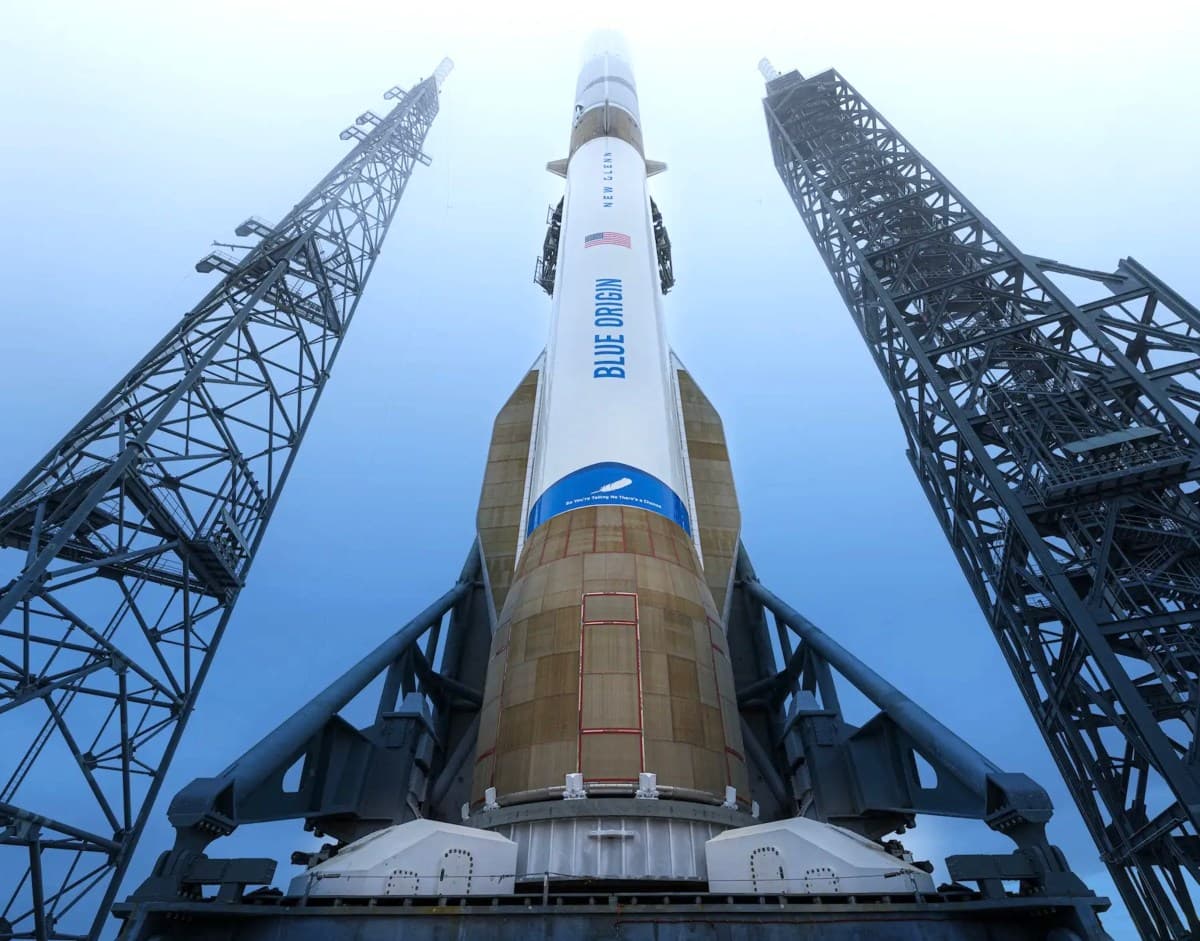 Blue Origin'in New Glenn roketi Florida'da test sırasında patladı