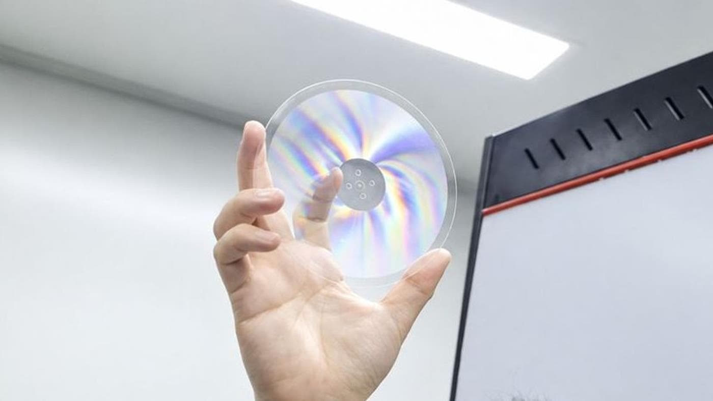 Çin, 360 TB kapasiteli cam disk üretimine başladı: Veriler 100 bin yıl saklanabilecek