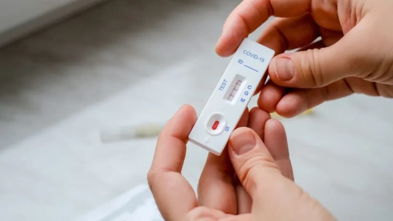 Covid-19'u Önleyen Hap Ensitrelvir Klinik Deneylerde Başarılı Oldu, FDA Onayı Bekleniyor