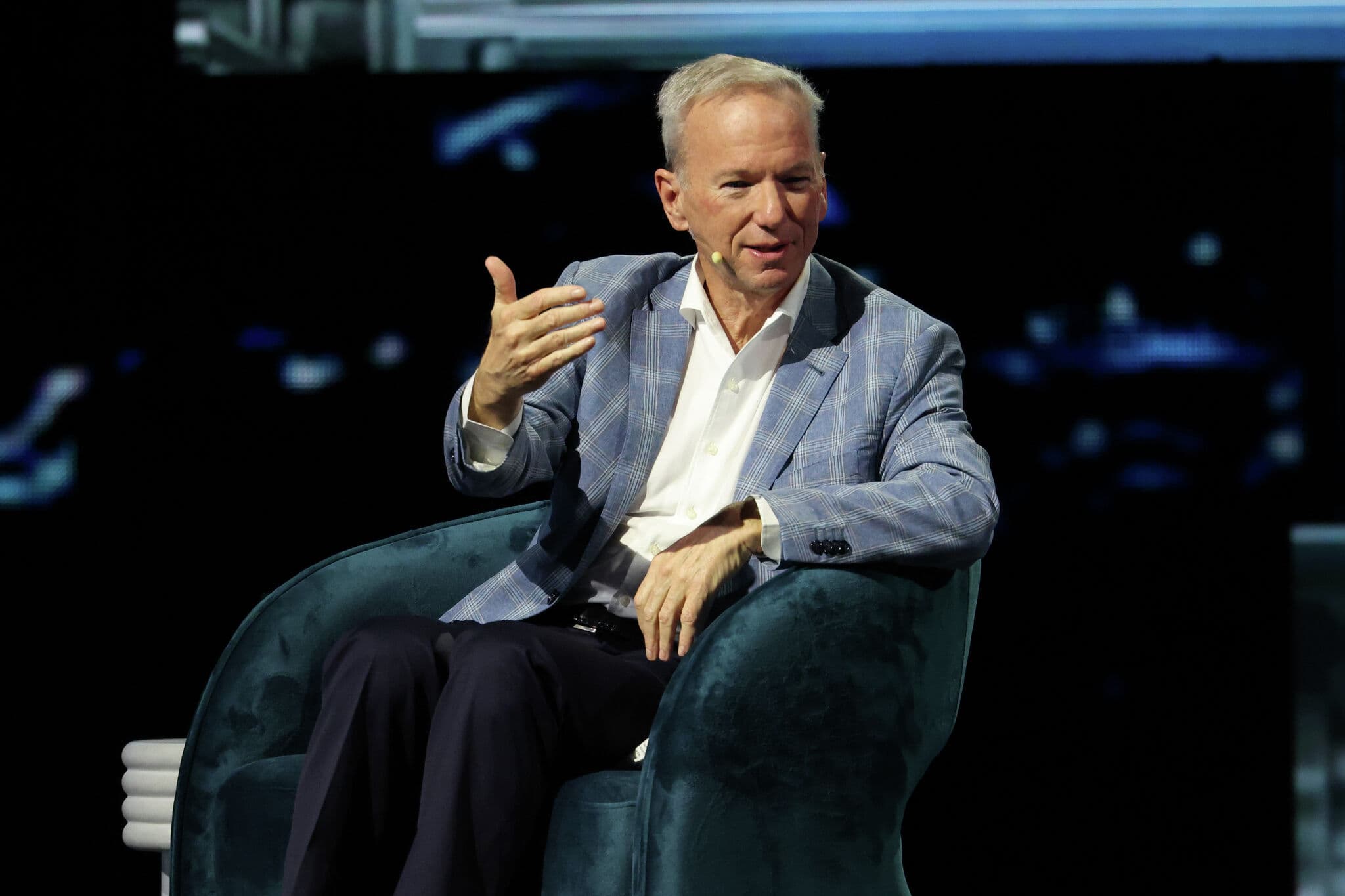Eric Schmidt Booed at University of Arizona After AI Remarks
