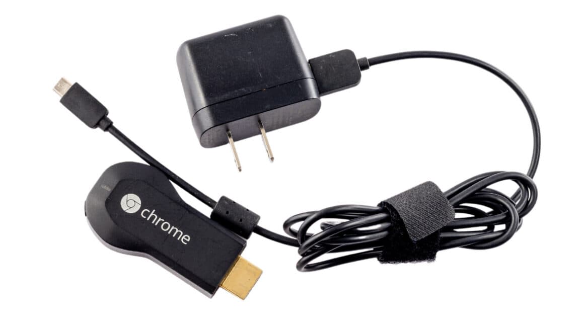 First-generation Chromecast users report sudden failures, Google denies bricking devices