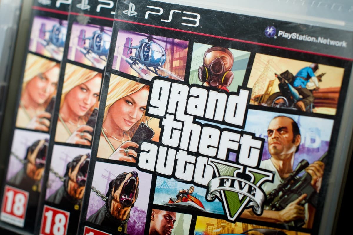 Grand Theft Auto V cheat service hacked, data on thousands of gamers exposed
