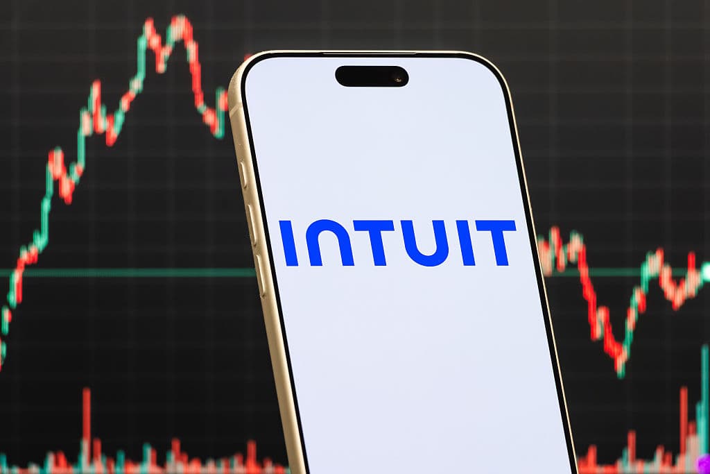 Intuit, Yapay Zeka Odaklı Yeniden Yapılanma Kapsamında 3.000'den Fazla Çalışanını İşten Çıkarıyor