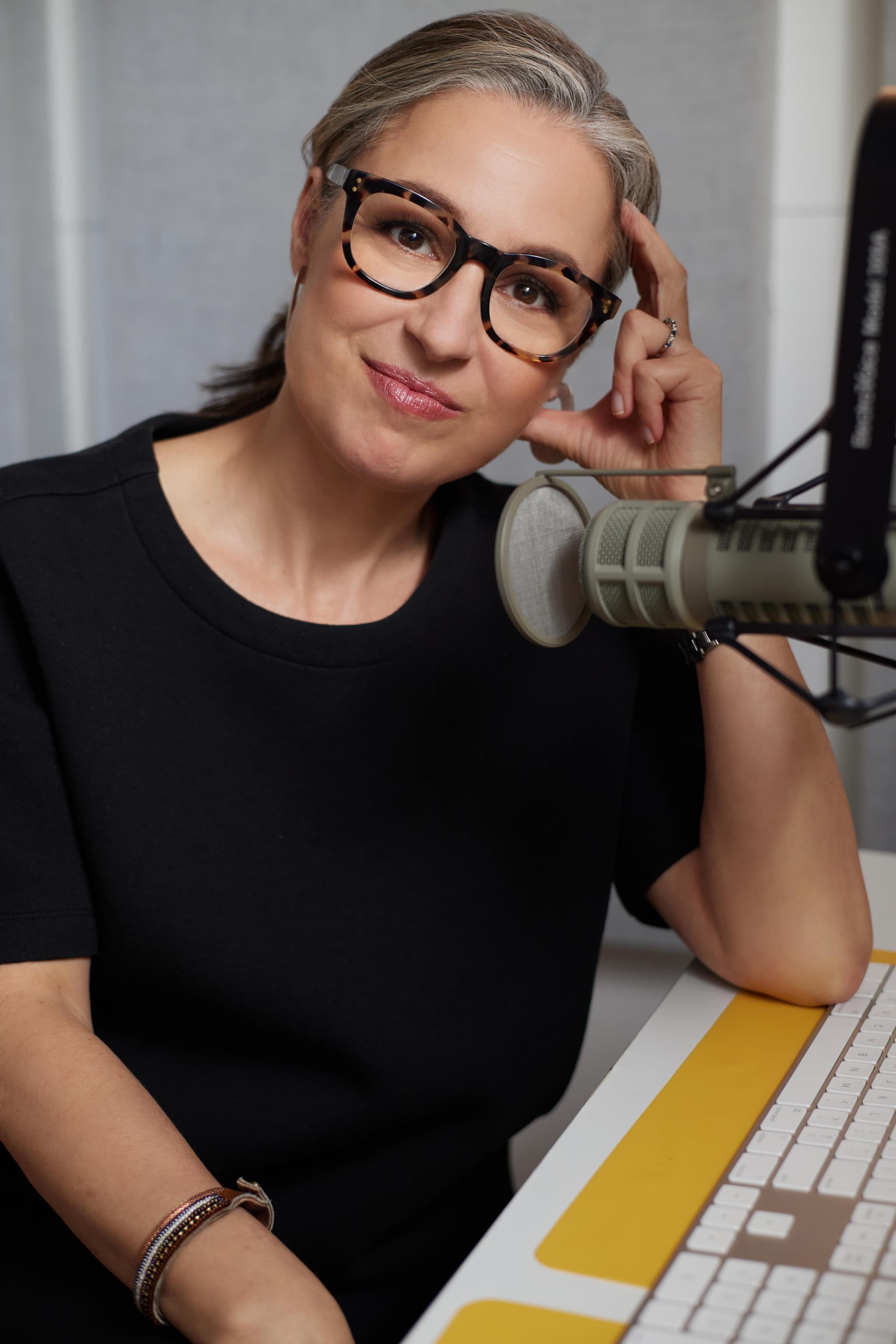 NPR's Manoush Zomorodi Explores How Tech Affects Physical Health in New Book
