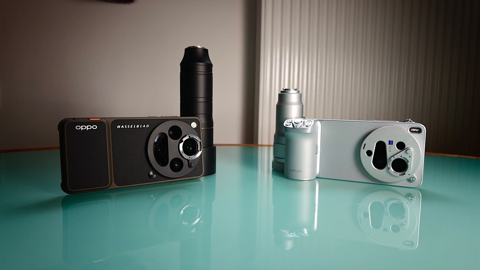 Oppo Find X9 Ultra vs. Vivo X300 Ultra: Telephoto Camera Showdown