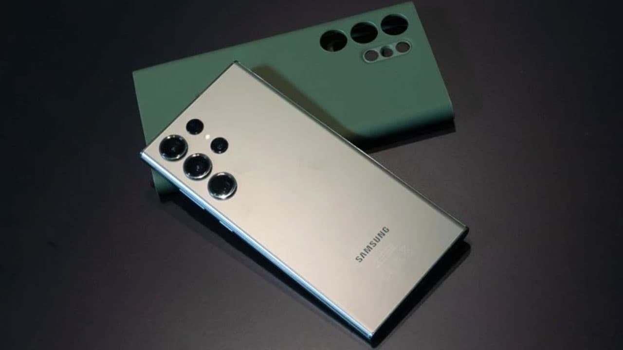 Samsung, Galaxy S23 Serisi ve Tab S10 FE İçin One UI 8.5 Güncellemesini Yayınladı