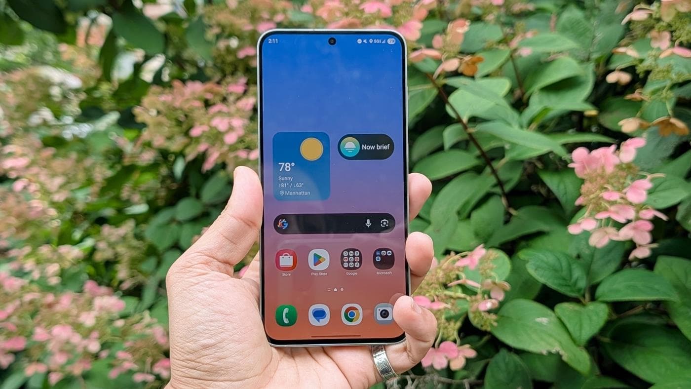 Samsung Galaxy S25 FE şarj olurken alev aldı, bu yıl üçüncü olay oldu