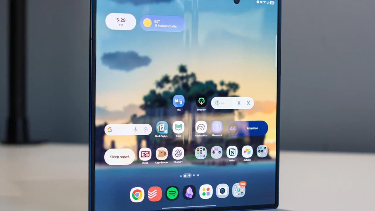 Samsung Galaxy Z Fold8 Wide İlk Kez Gerçek Dünya Görüntüleriyle Ortaya Çıktı