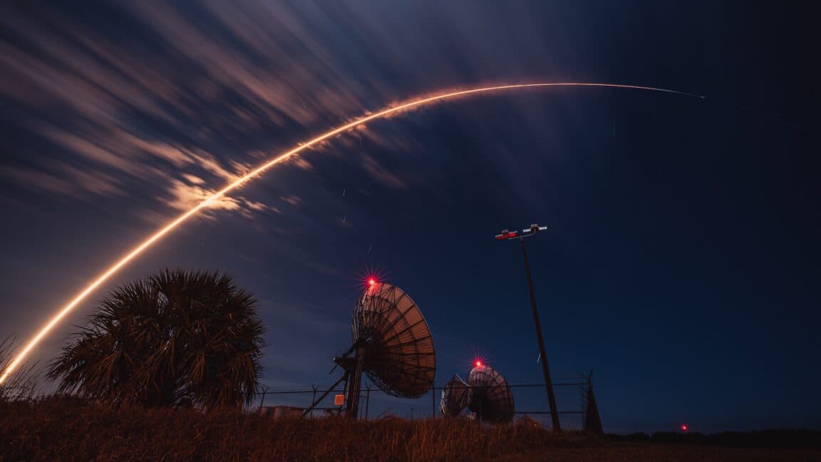 Space Force awards SpaceX $2.29B contract for military data network