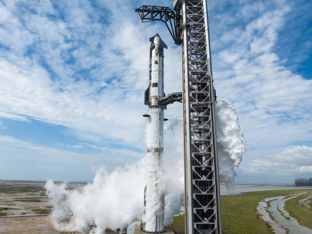 SpaceX, ilk Starship V3 fırlatmasını kalkıştan hemen önce iptal etti