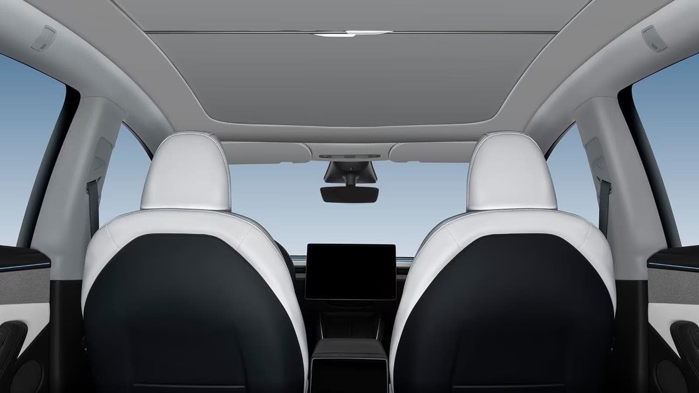 Tesla Model Y için ilk resmi tavan güneşliği satışa sunuldu: Fiyatı 199 dolar