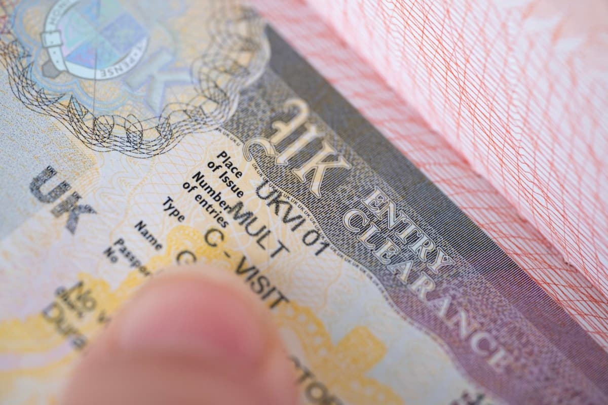 UK Visa Portal Exposed Thousands of Passports and Selfies Online, Leak Unfixed