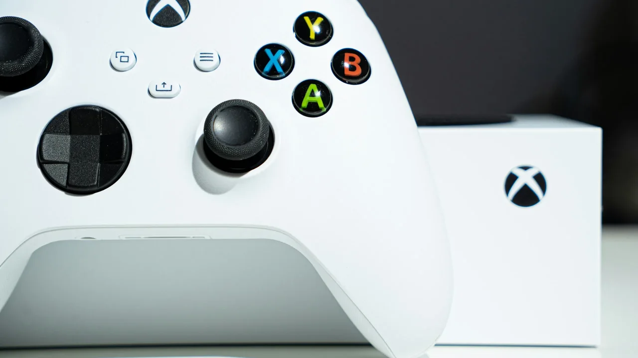 Xbox'ın Bulut Oyun Odaklı Yeni Kontrolcüsü Sızdırıldı: İşte Tasarım ve Özellikler